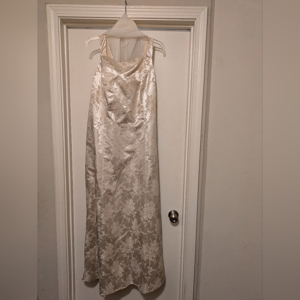 Cream Embroidery Beaded Dress Size 18